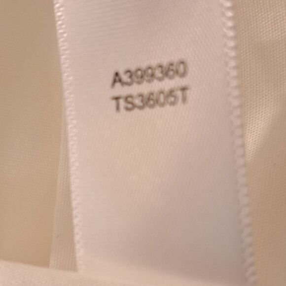 Truth + Style White Dolman Woven Sleeve Shirt w/Shark Bite Hem White/XS NWOT - Picture 12 of 15